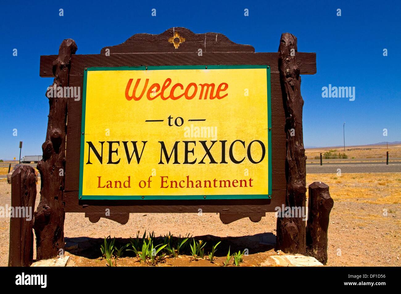 Highway sign new mexico hires stock photography and images Alamy