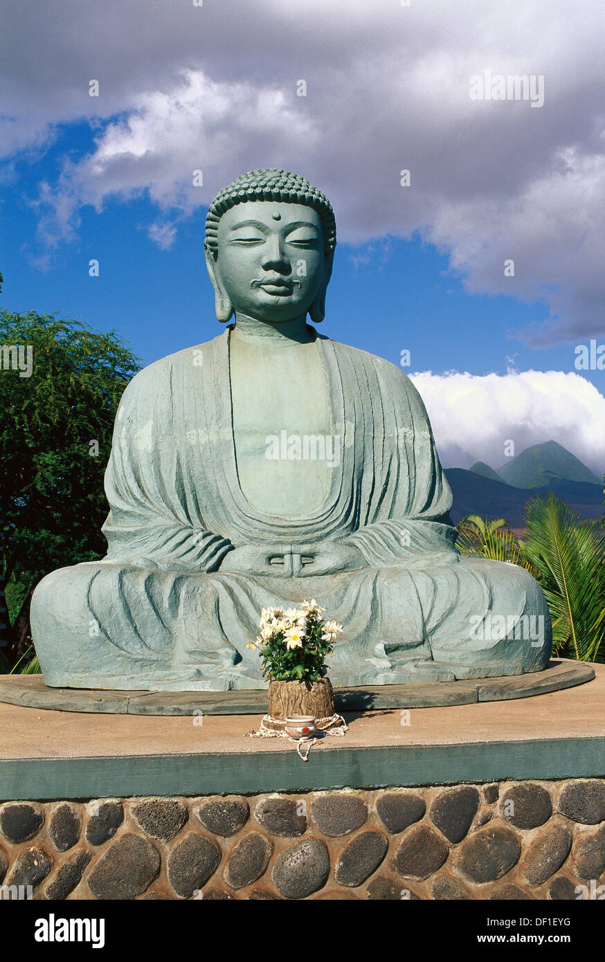 Buddha statue at the Jodo Mission. Lahaina. Maui Island. Hawaii. USA Stock Photo Alamy