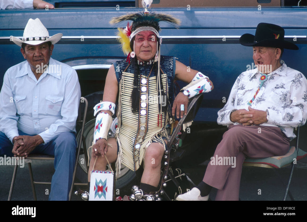 Crow nation native americans montana hi-res stock photography and ...