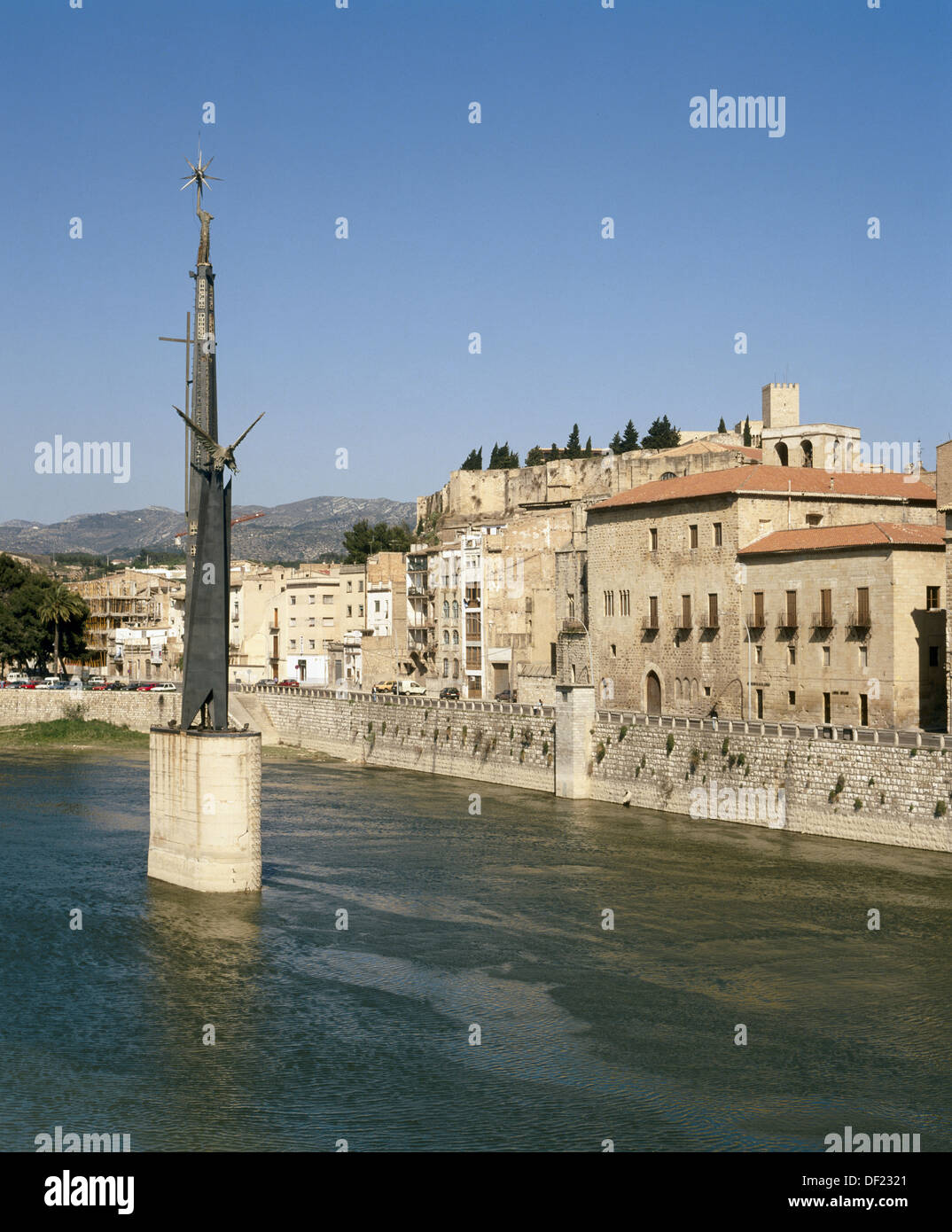 Monument to the Fallen in the Spanish Civil War (1936 1939). Ebro river. Tortosa. Baix Ebre