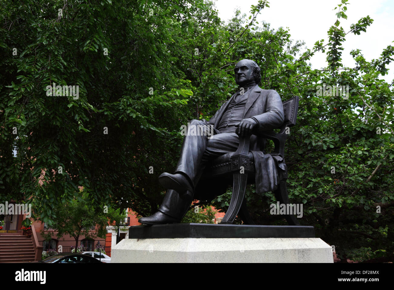 Statue of George Peabody outside Peabody Institute, East Mount Vernon Place, Baltimore, Maryland, USA Stock Photo