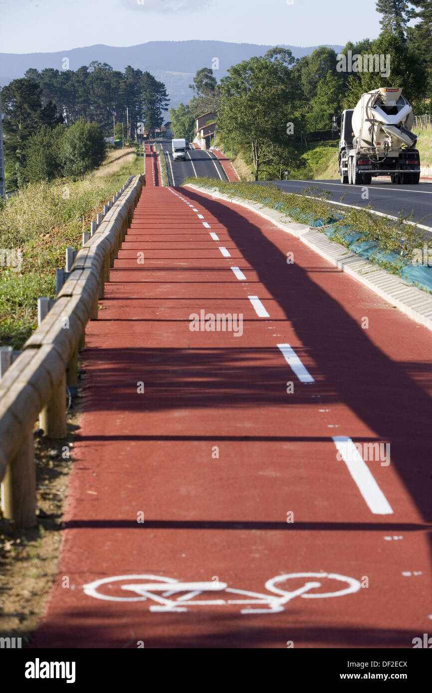 Bike lane near gernika biscay hires stock photography and images Alamy