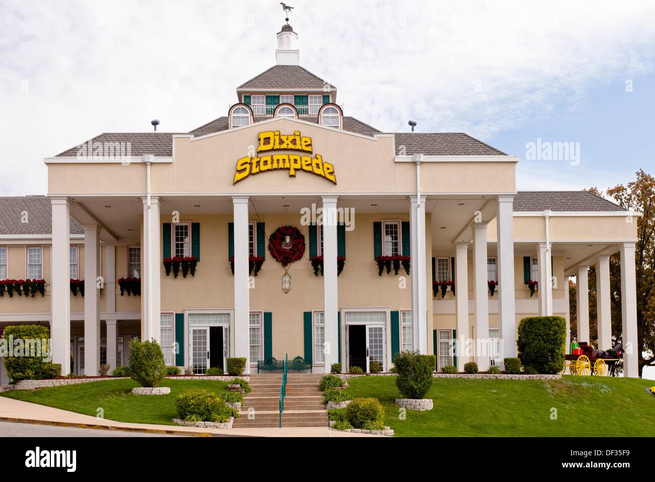 The Dixie Stampede Theater In Branson Missouri Usa Stock Photo Alamy