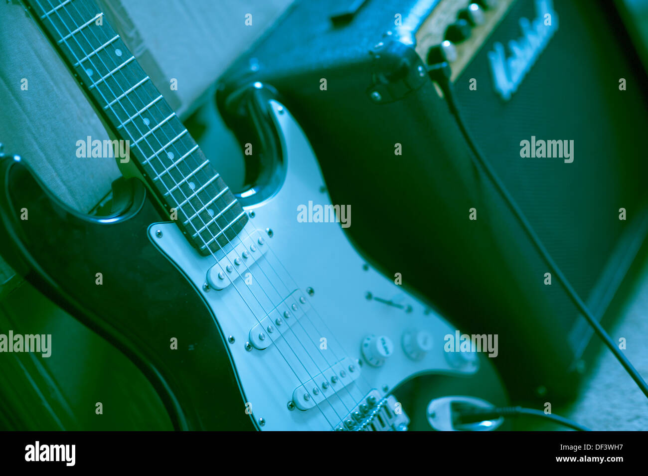 Amplifier guitar hires stock photography and images Alamy