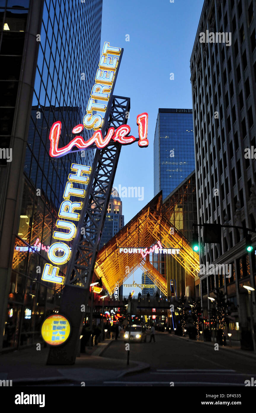 Downtown louisville sign kentucky hi-res stock photography and images -  Alamy