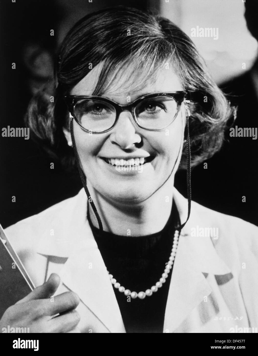 Joanne woodward portrait hi-res stock photography and images - Alamy