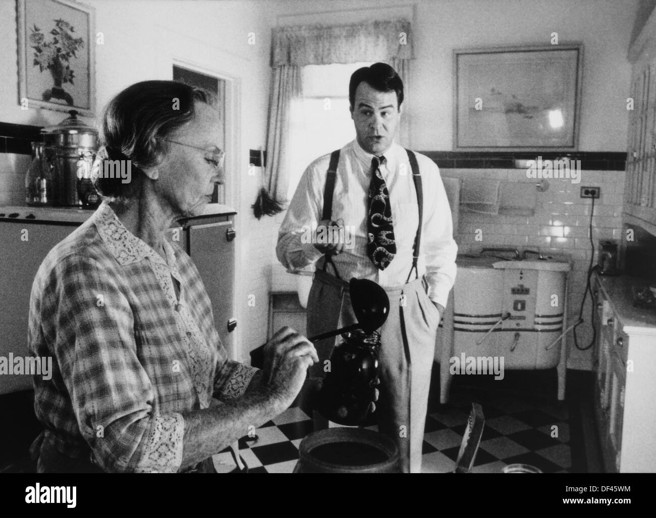 Dan Akroyd and Jessica Tandy, On-Set of the Film, 'Driving Miss Daisy', 1989 Stock Photo