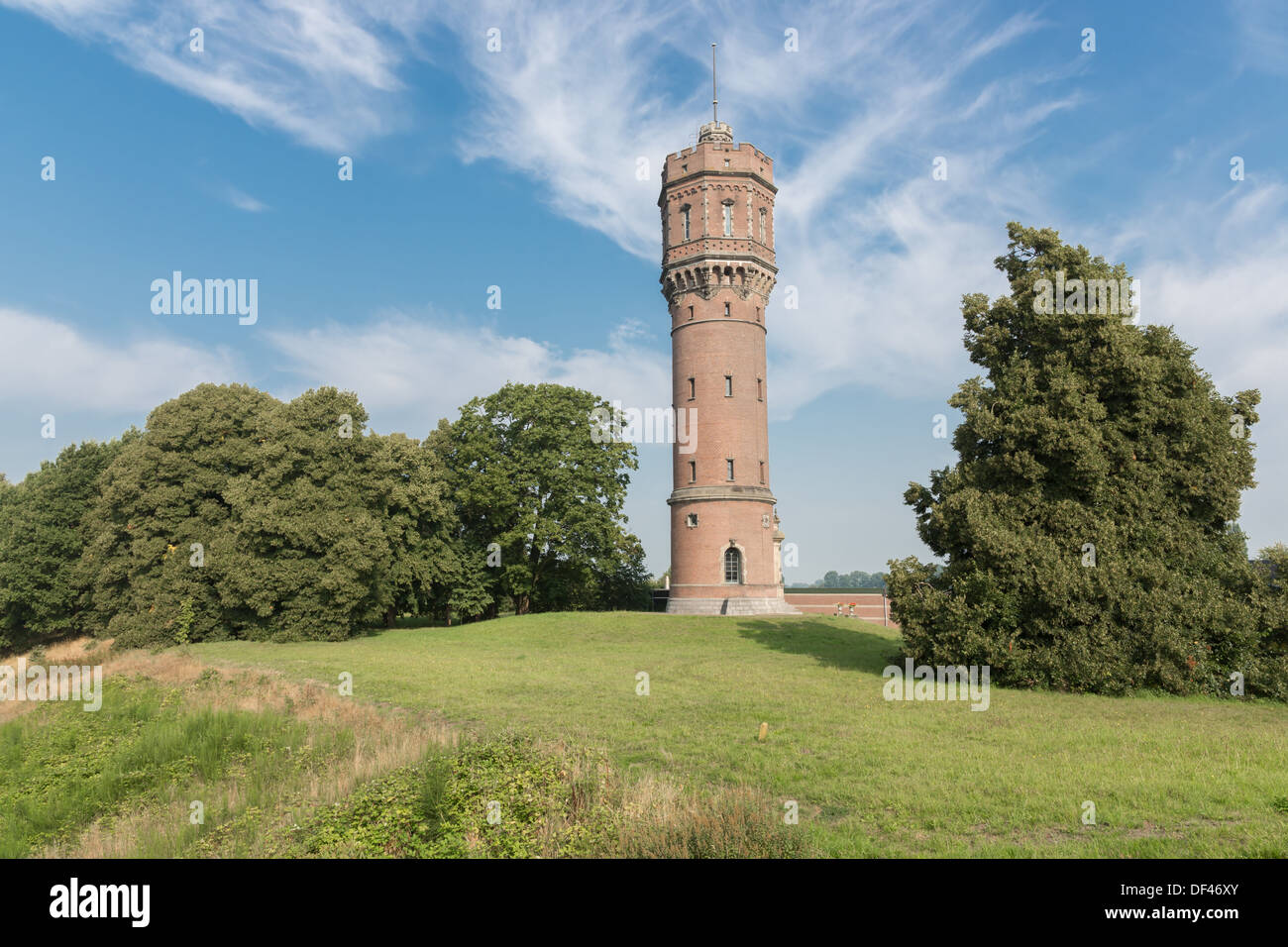 Rural water tower hi-res stock photography and images - Alamy