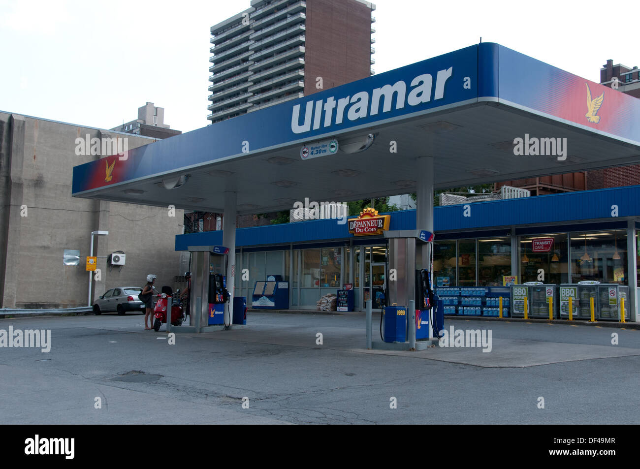 Ultramar gas station hires stock photography and images Alamy