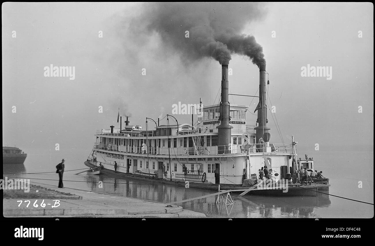 Large tug boat Black and White Stock Photos & Images - Alamy