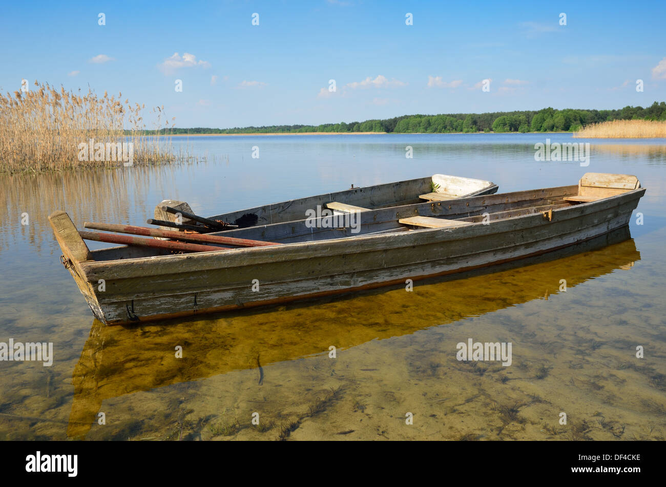 Old small wooden fishing boats hi-res stock photography and images - Alamy