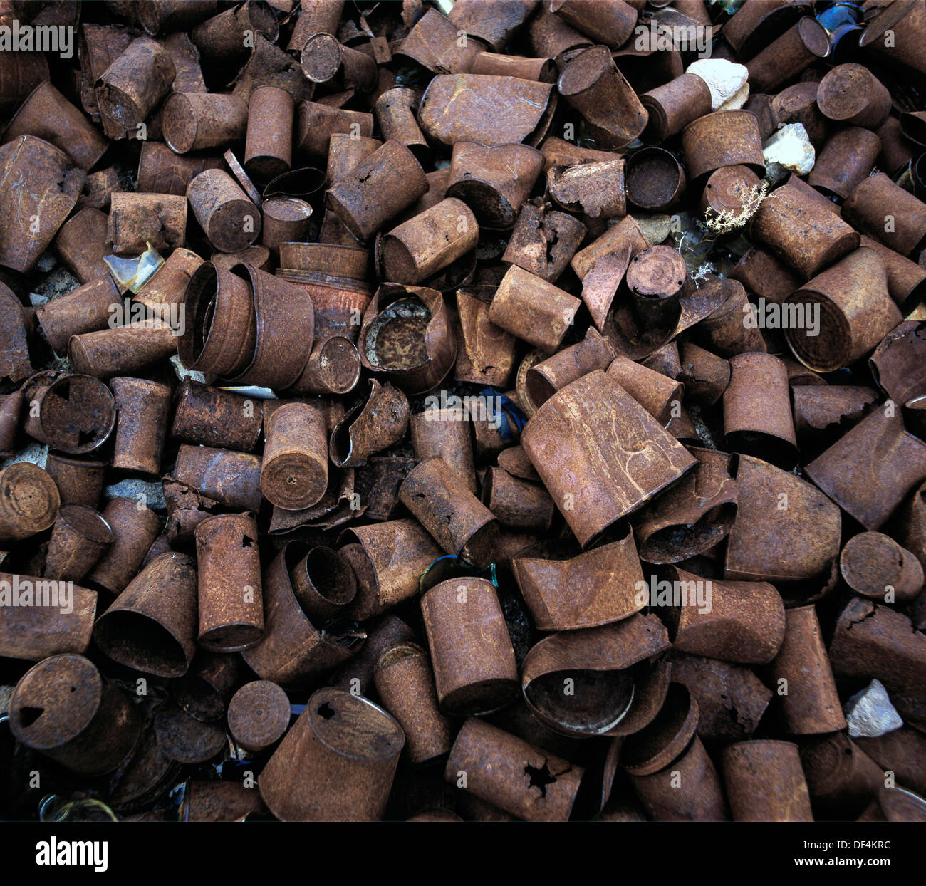 Rusted Tin Cans Stock Photo Alamy