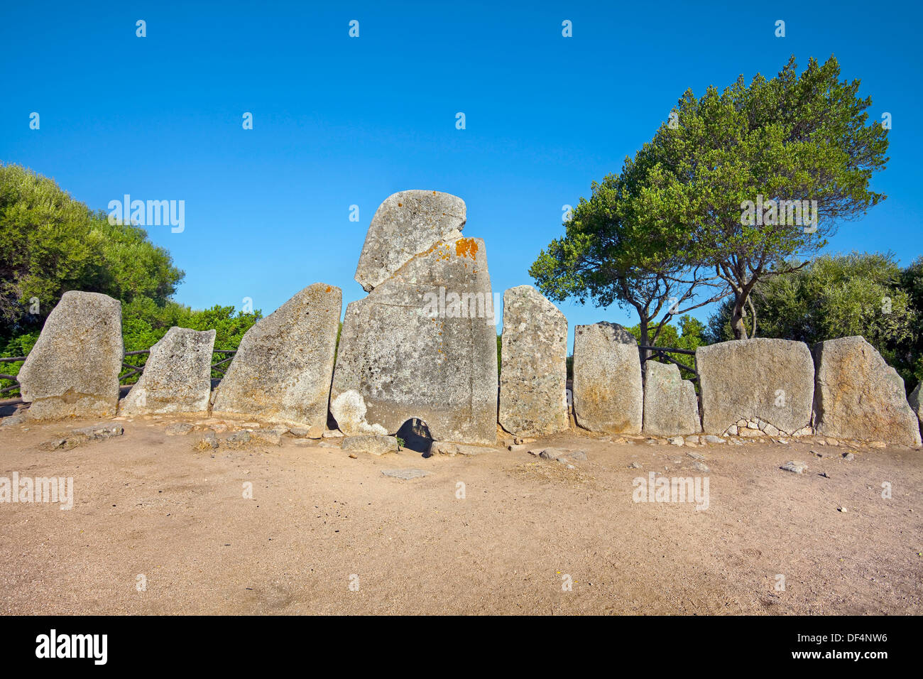 Giants Tomb, near Arzachena, Le Lolghi 1800 1200 a  C , Sardinia, Italy. Stock Photo