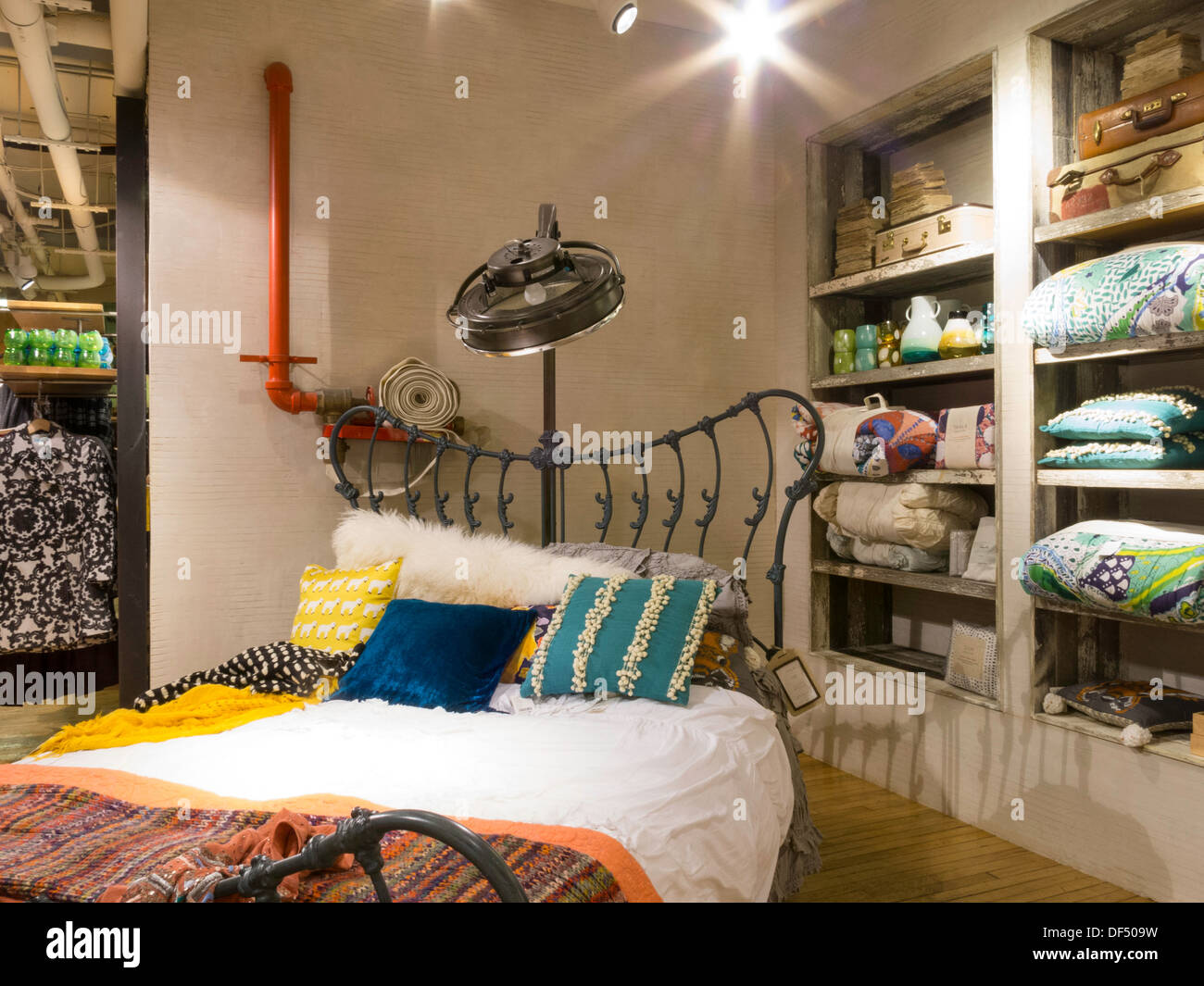 Anthropologie Store Interior, NYC Stock Photo - Alamy