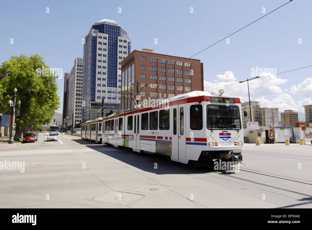 Utah Transit Authority using electrical powered transportation in Salt