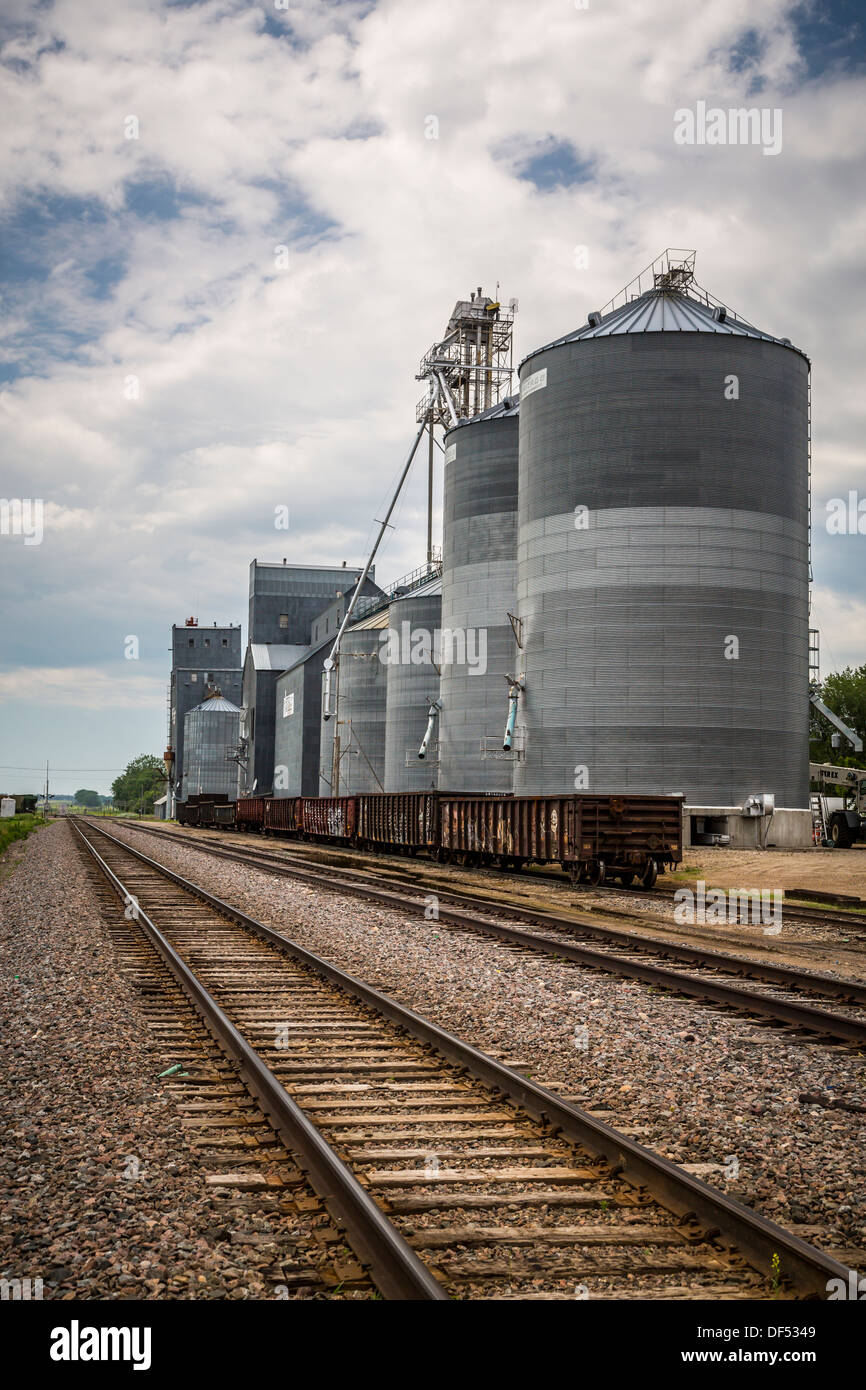 Grain elevators and train tracks in Lebanon, North Dakota, USA Stock