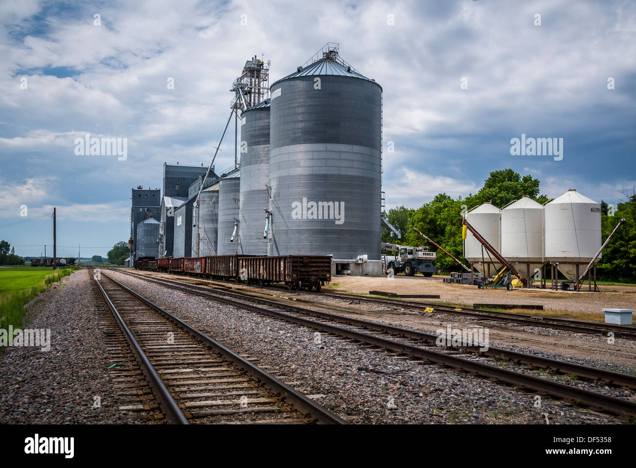 Grain elevators and train tracks in Lebanon, North Dakota, USA Stock