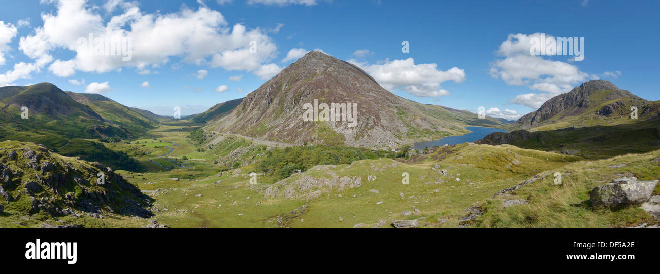The U-shaped glaciated valley of Nant Ffrancon, Pen yr ole Wen mountain and the Ogwen Valley panorama. Stock Photo