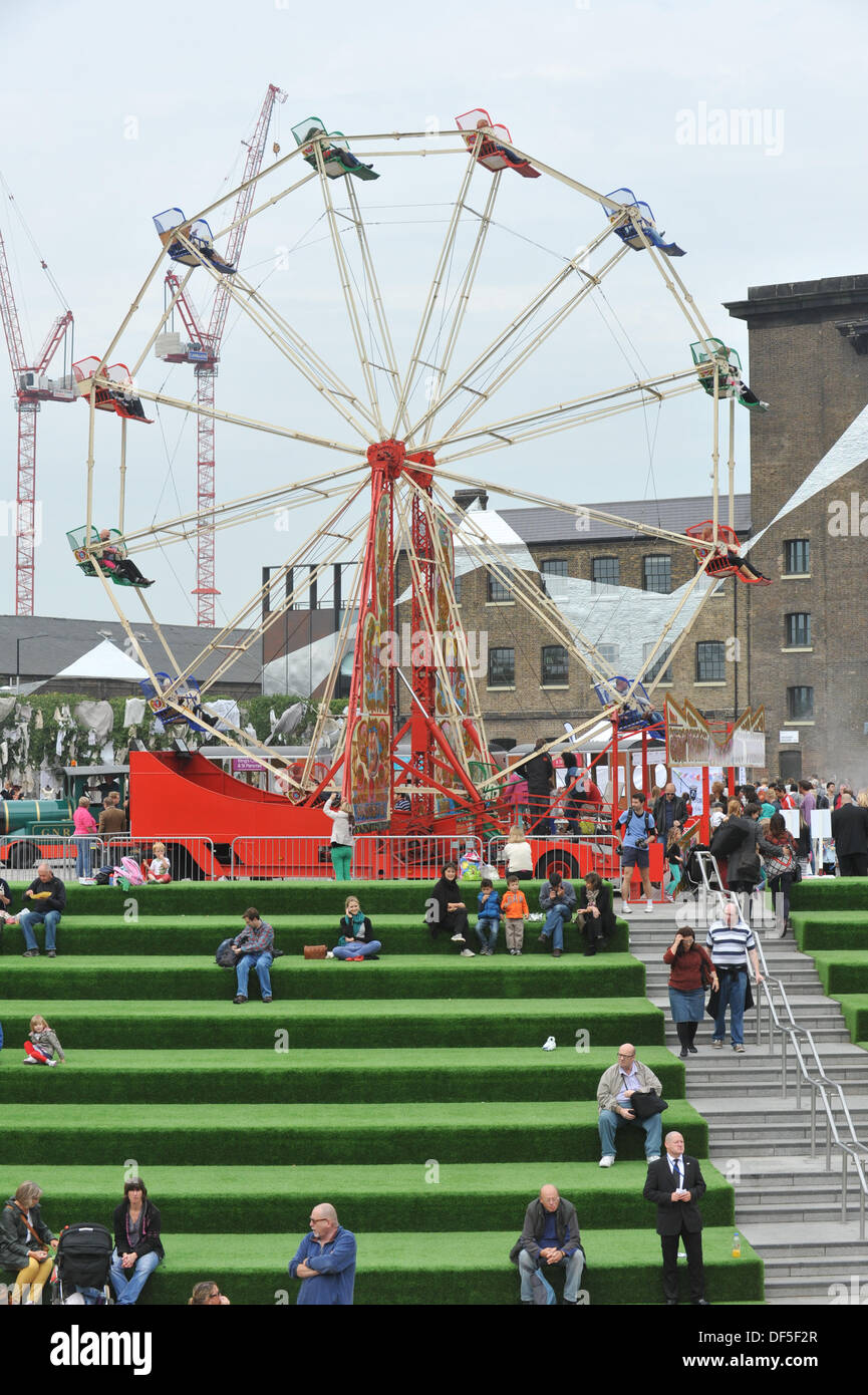 granary-square-kings-cross-london-uk-28th-september-2013-people