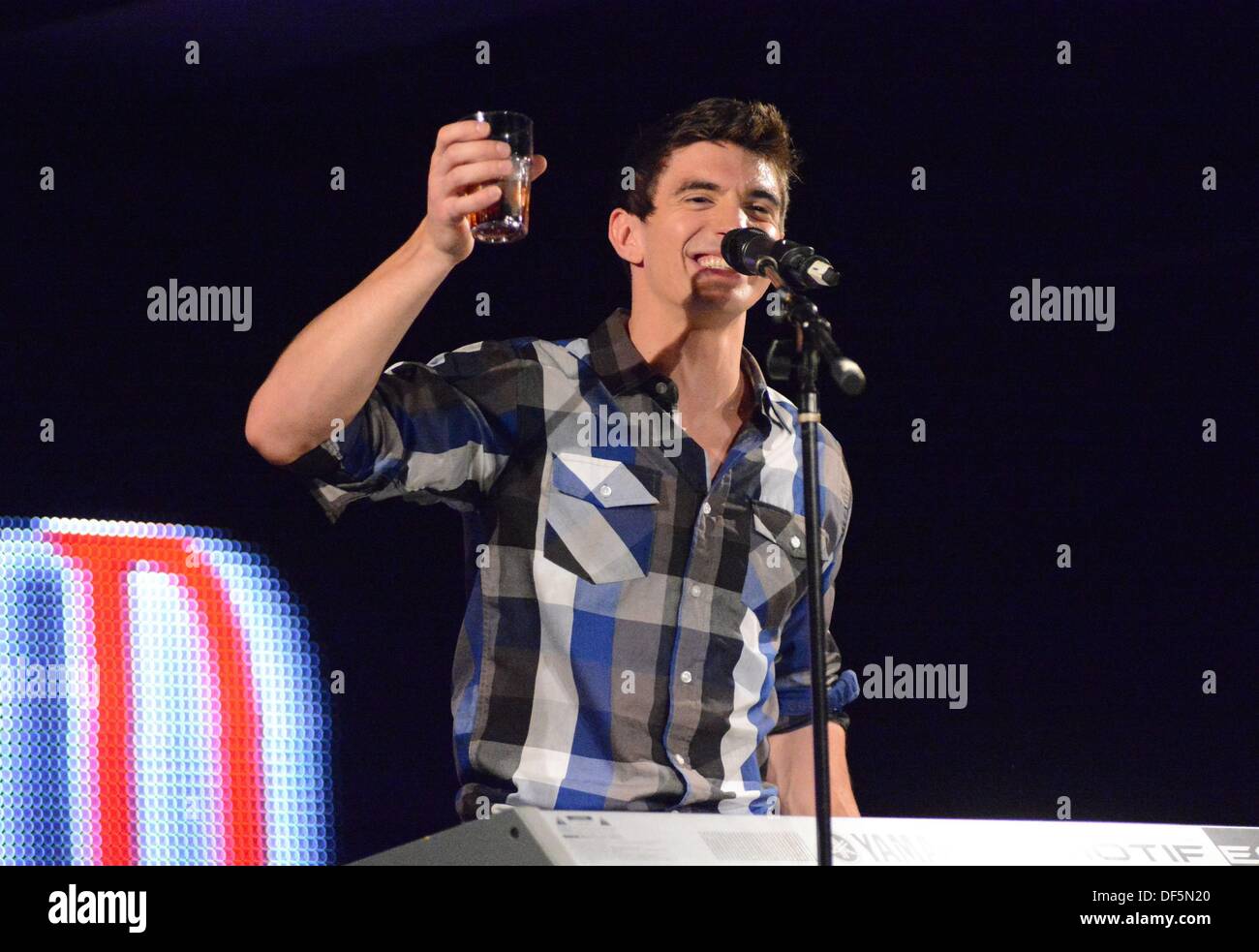 New York, NY. 27th Sep, 2013. Steve Grand in attendance for Gay Country Music Star Steve Grand at XL, XL Nightclub, New York, NY September 27, 2013. © Derek Storm/Everett Collection/Alamy Live News Stock Photo