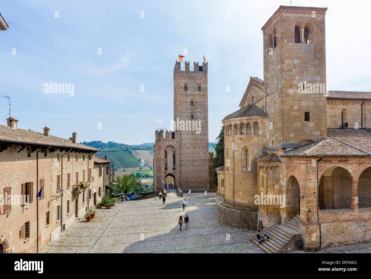 View over main square, Collegiate Church and Rocca Viscontea tower in medieval town of Castell'Arquato, Emilia Romagna, Italy Stock Photo