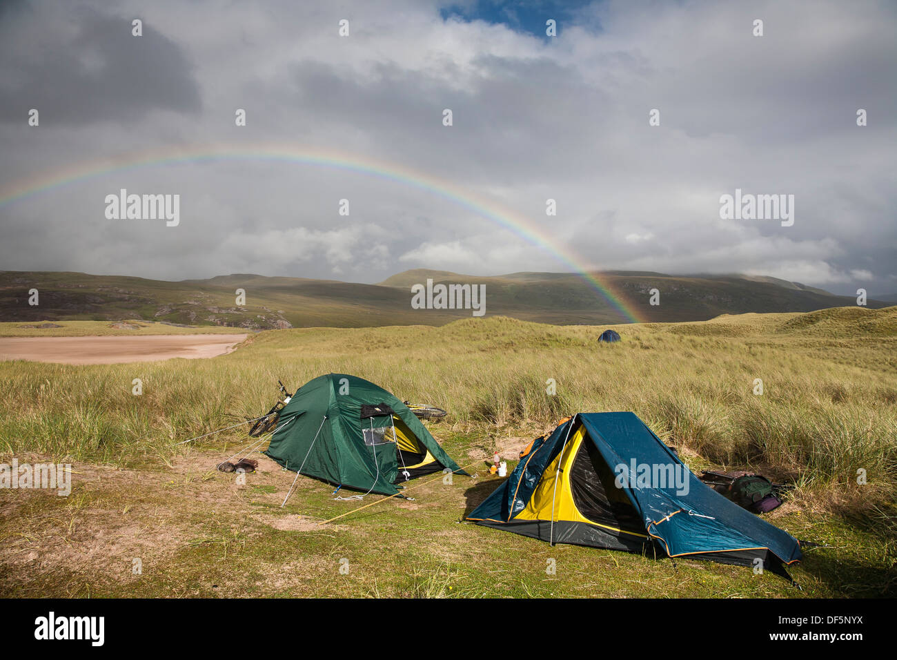 Tents at Sandwood bay in Sutherland ,Scotland Stock Photo Alamy