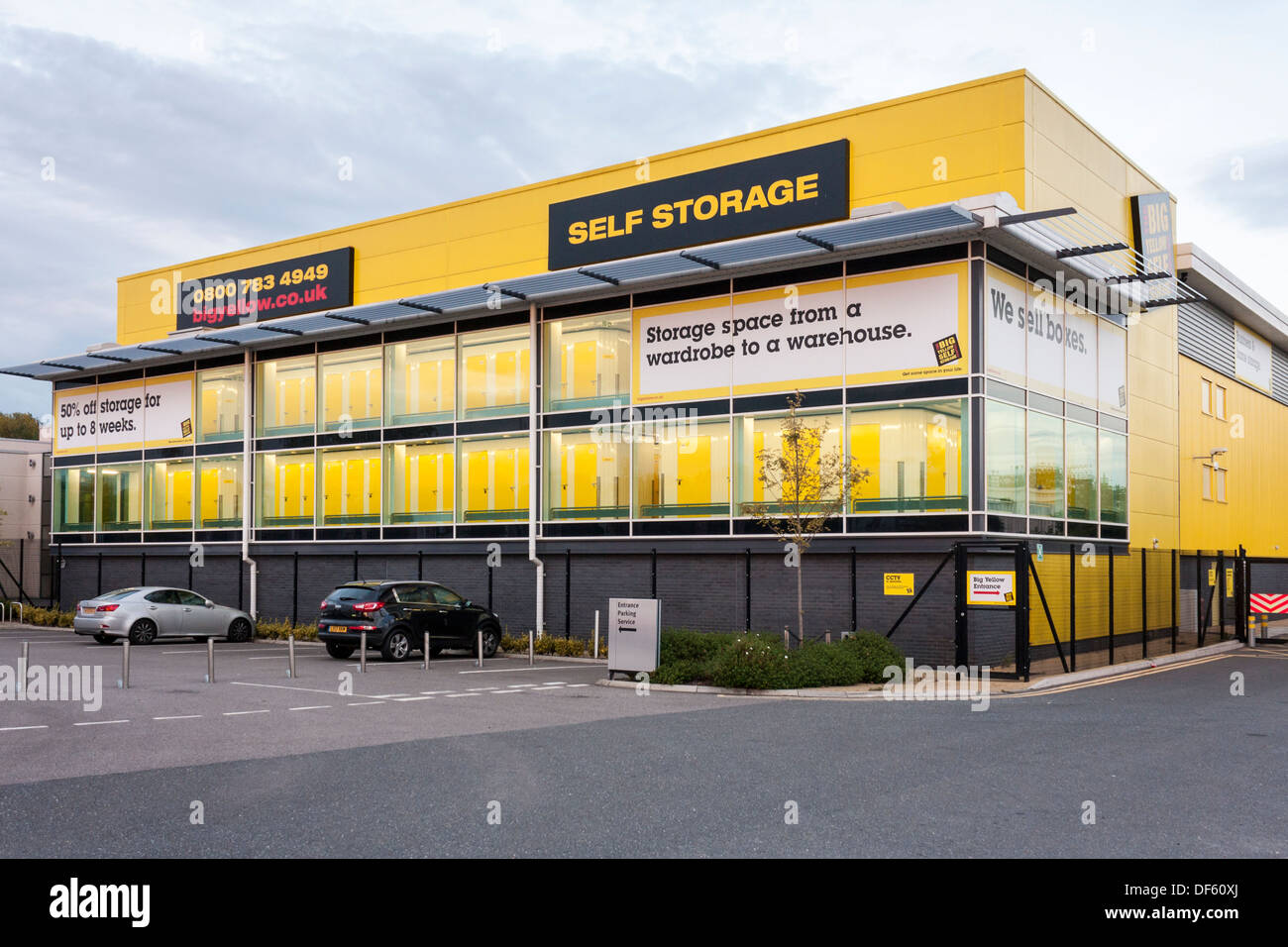 Big Yellow self storage facility. Reading, Berkshire, England, GB, UK Stock Photo