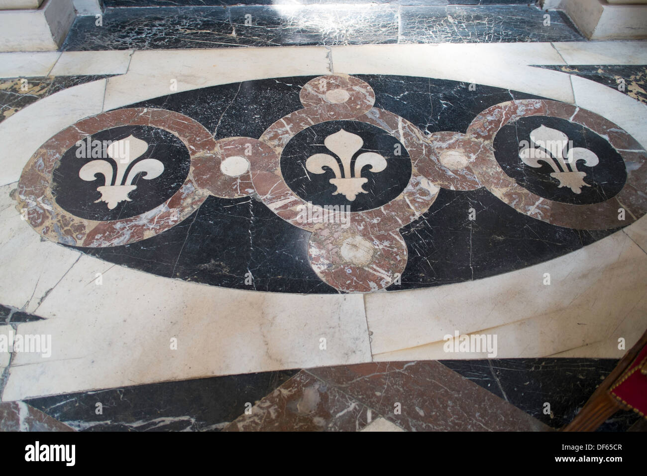 Fleur de lys marble floor hires stock photography and images Alamy