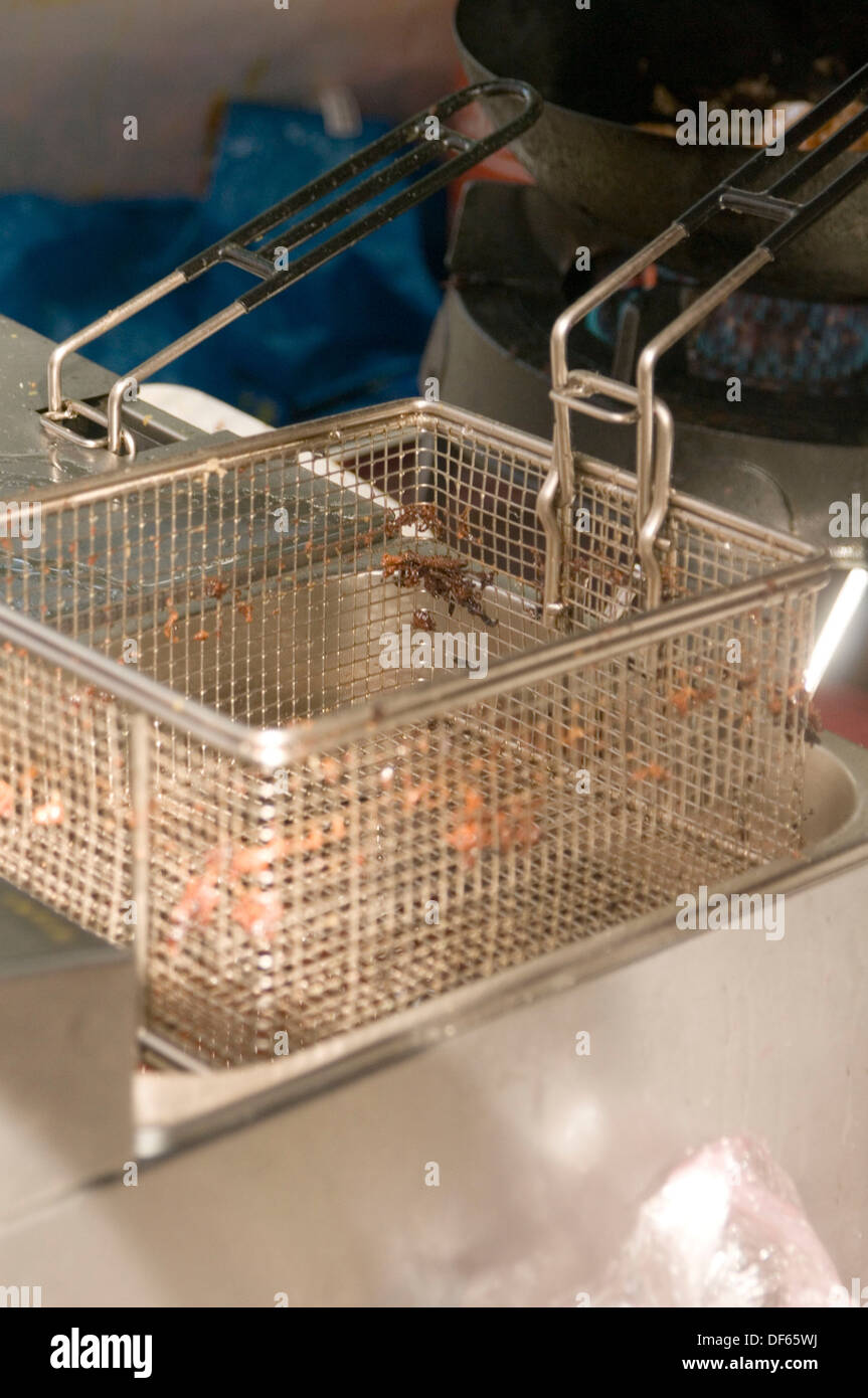 Deep fat fryer hi-res stock photography and images - Alamy