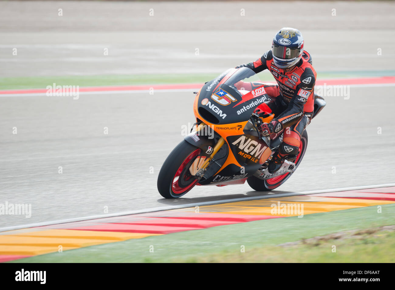 American rider, Colin Edwards, tries to get a good result in qulifying 1 in Aragon Motogp grand prix (MotoGp), in Alcañiz circuit, Spain on september 28th, 2013 NGM Mobile Forward Racing rider Colin Edwards has finished 7th (19) in qualifiyin in Alcañiz Circuit, Teruel, Spain. Stock Photo