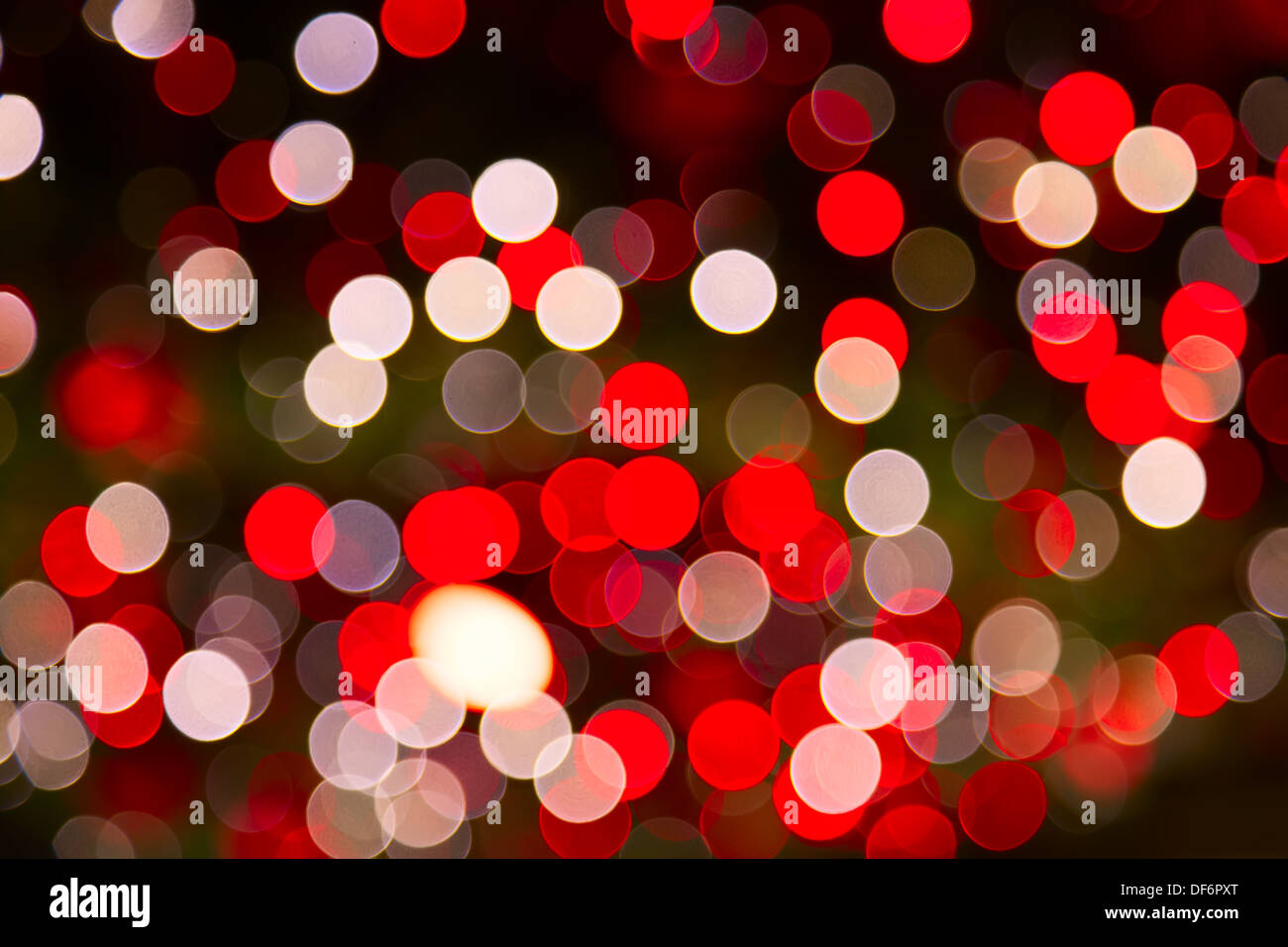 Highway road defocused light night tree hi-res stock photography and ...