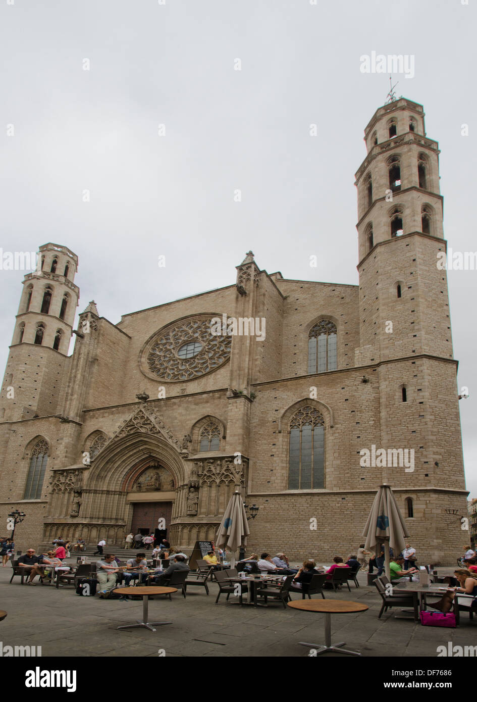 Cathedral santa maria del mar hi-res stock photography and images - Alamy