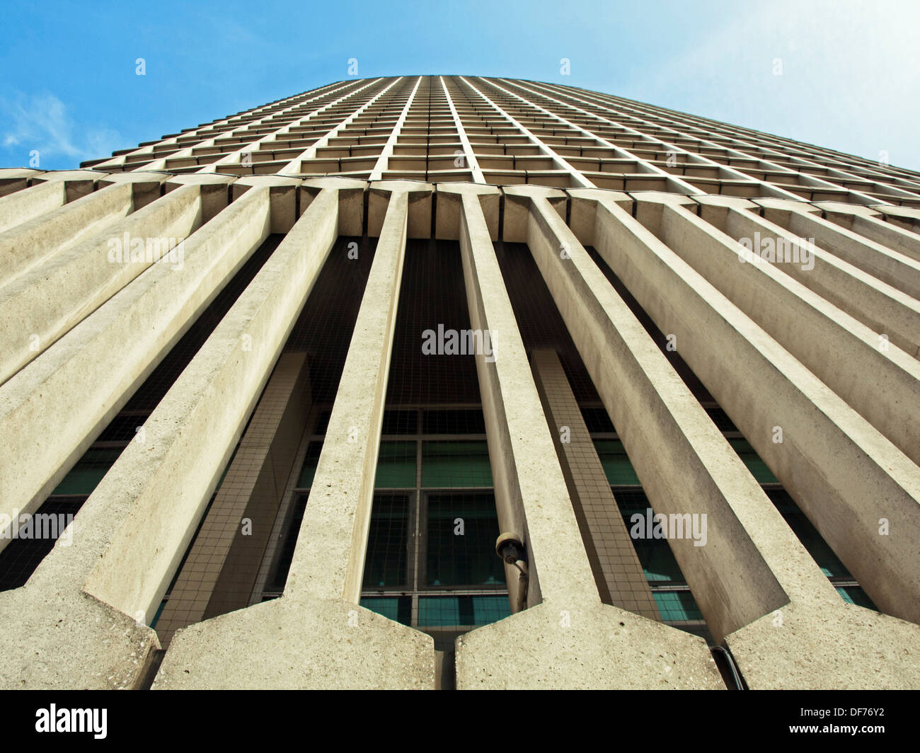 Centre point tottenham court road hires stock photography and images
