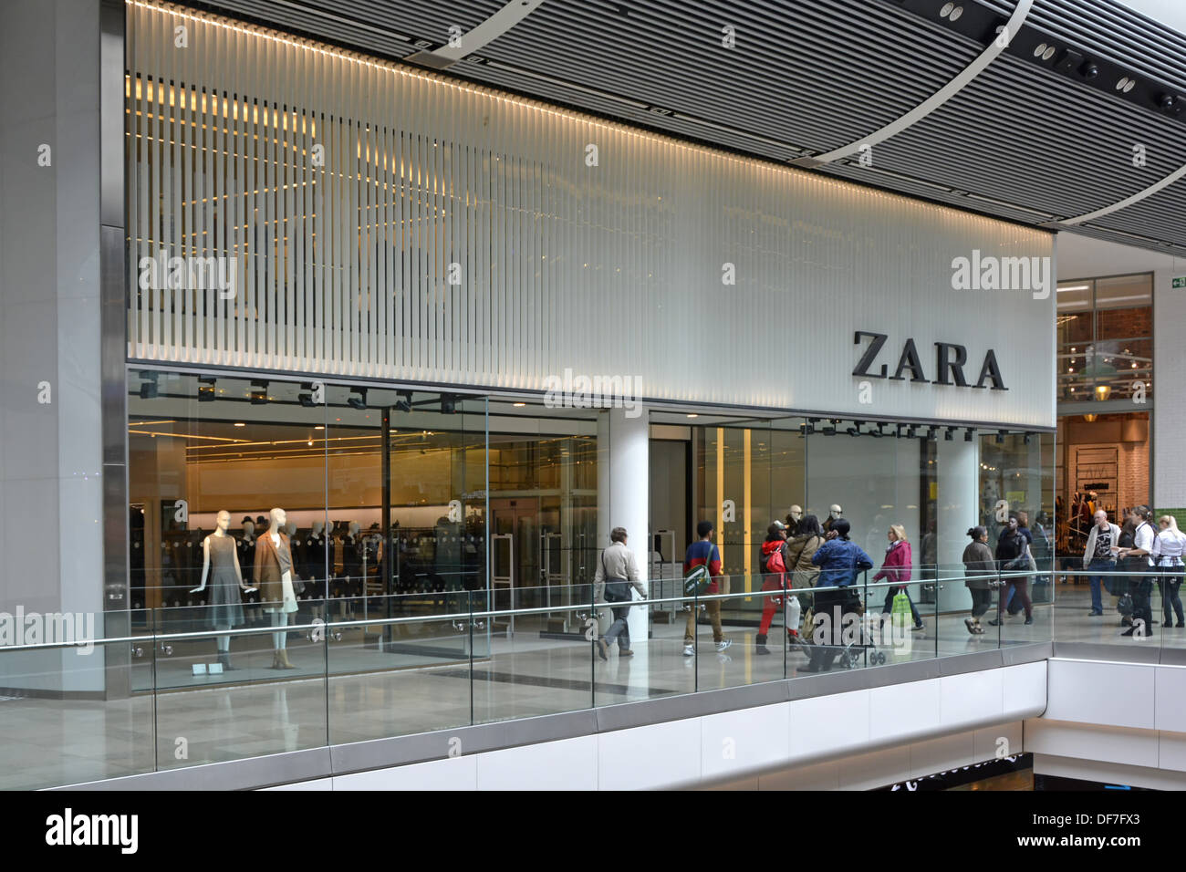 Aula struttura perfervid zara westfield white city opening hours  vertiginoso Bisogno repressione