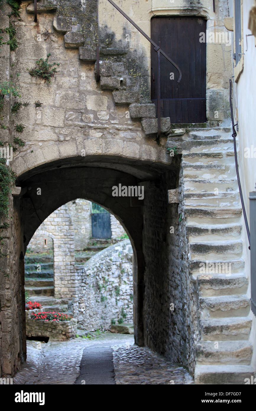 The medieval village of Vaison la Romaine in Vaucluse. Stock Photo