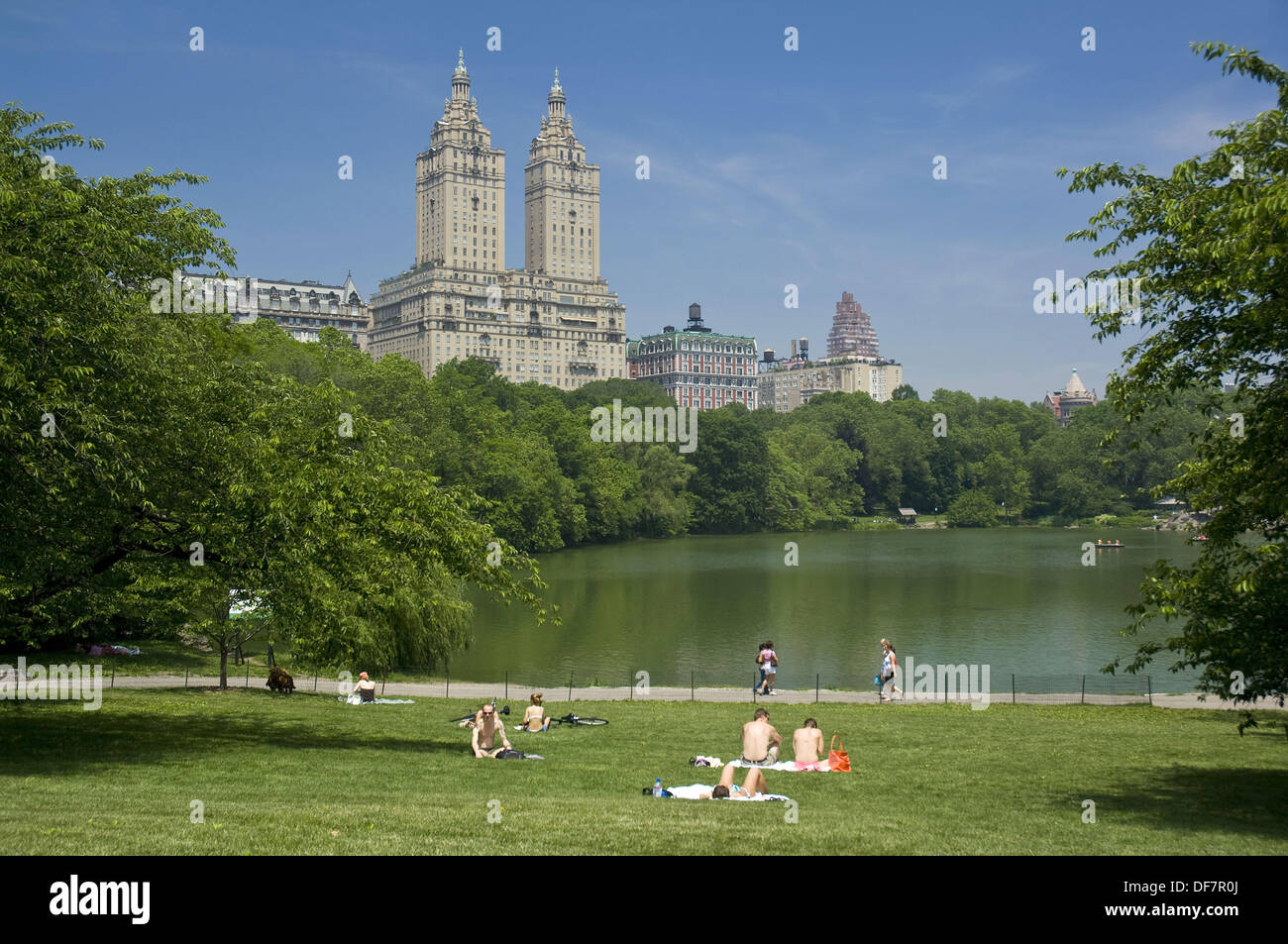 The Lake and San Remo apartments, Central Park, Manhattan, New York