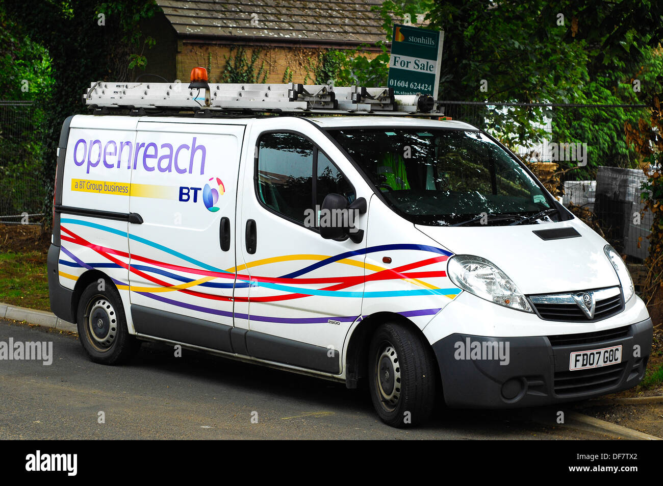 Bt open reach van hi-res stock photography and images - Alamy