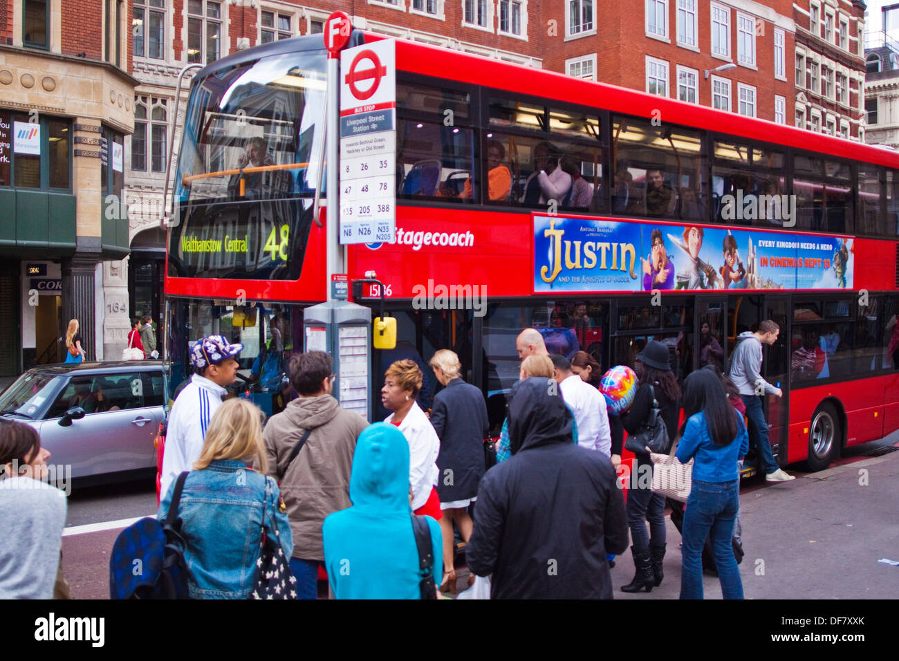 Liverpool street station bus stop hires stock photography and images