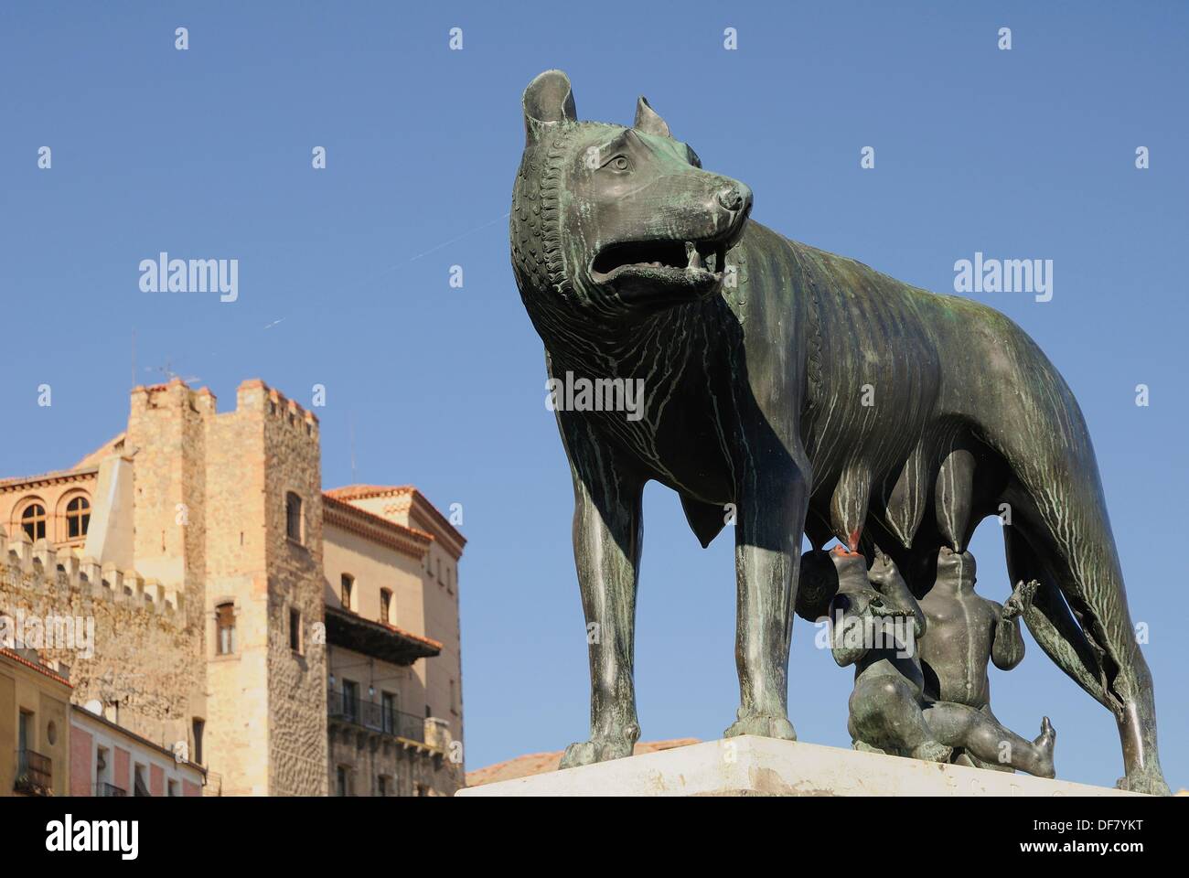 Capitoline Wolf statue, Segovia, Castilla-Leon, Spain Stock Photo - Alamy