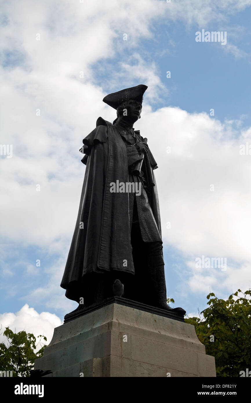 Statue of General James Wolfe, near the Royal Observatory, Greenwich Park, London Stock Photo Statue of General James Wolfe, near the Royal Observatory, Greenwich Park, London Stock Photo