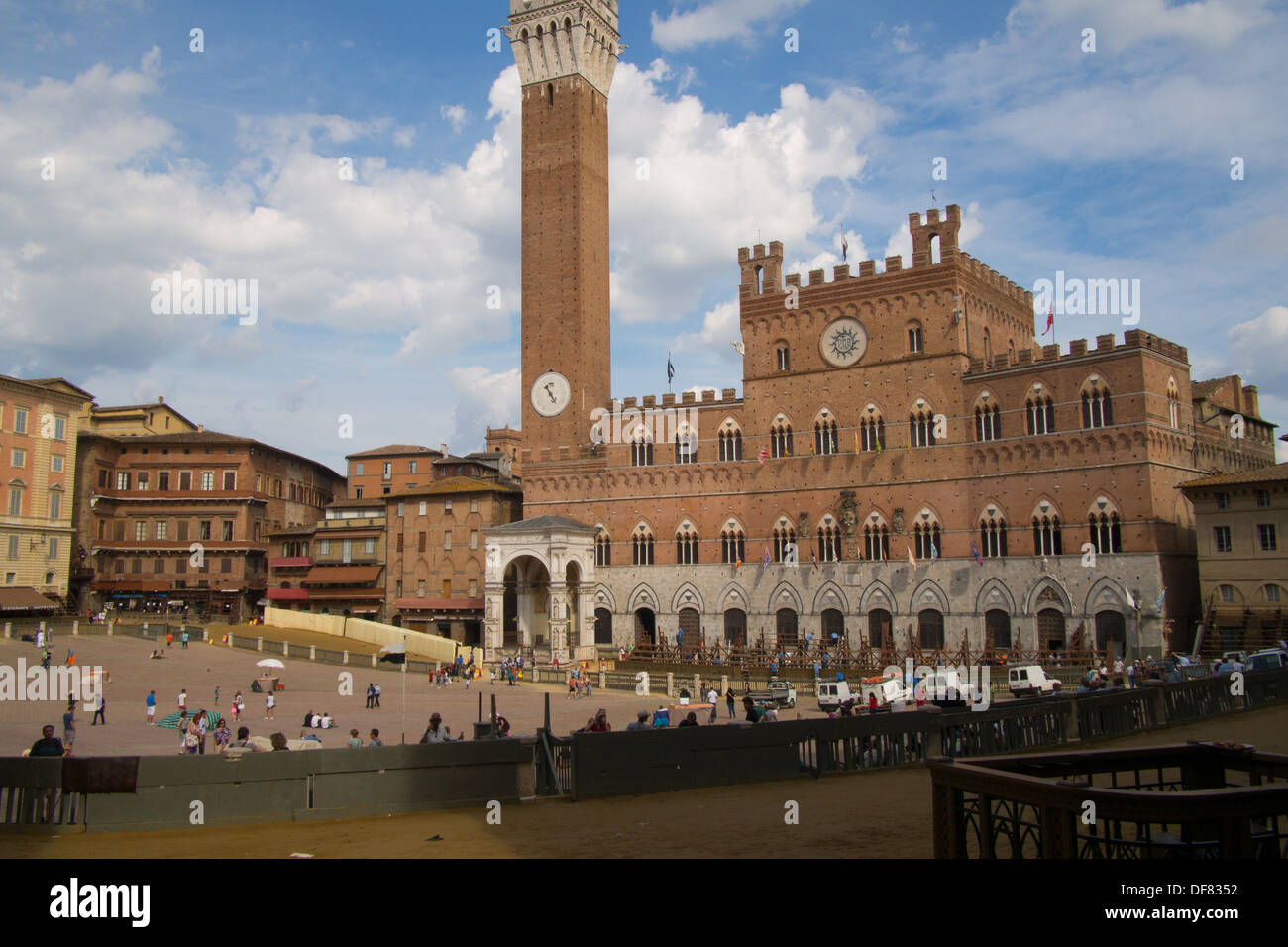 Mangia Tower & Palazzo Pubblico (Town Hall),dirt Palio race track & starting mechanism,  Il Campo, Siena, Tuscany, Italy. Stock Photo