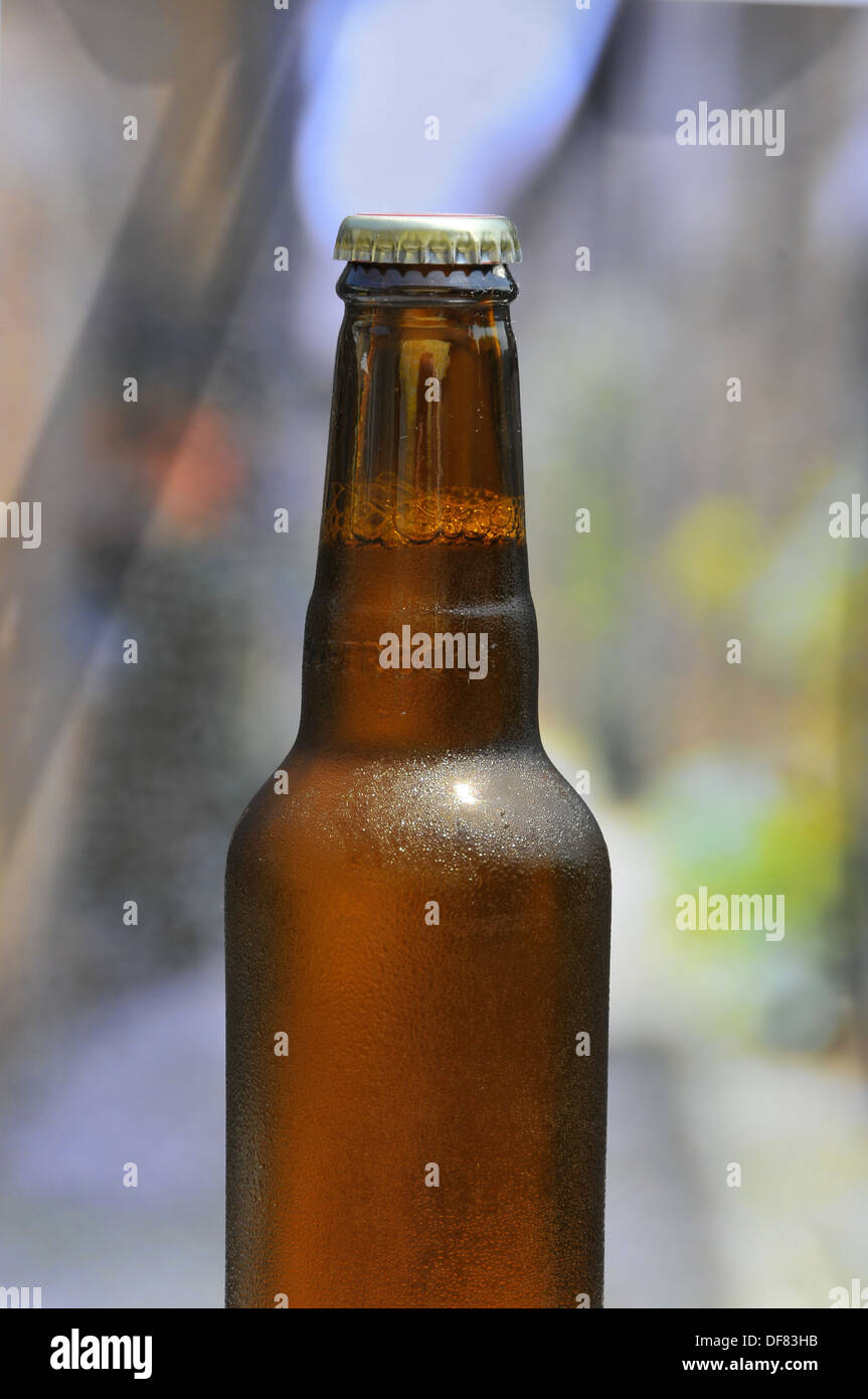 Consuming beer hi-res stock photography and images - Alamy