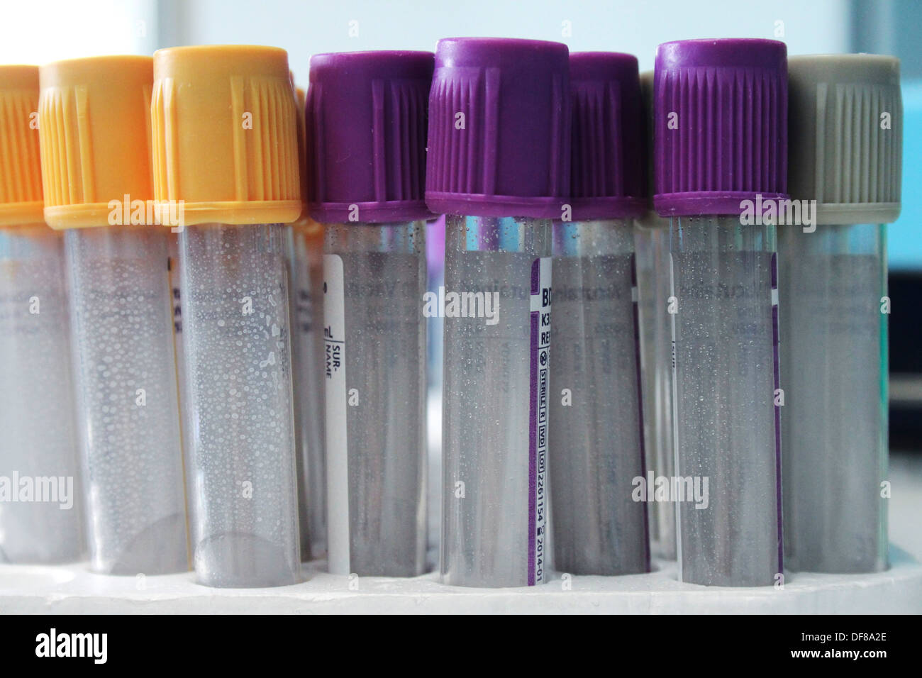 Laboratory material hi-res stock photography and images - Alamy