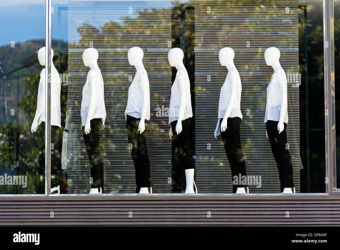 Europe, France, Principality of Monaco, Monte Carlo. Mannequins at the Storefront. Stock Photo