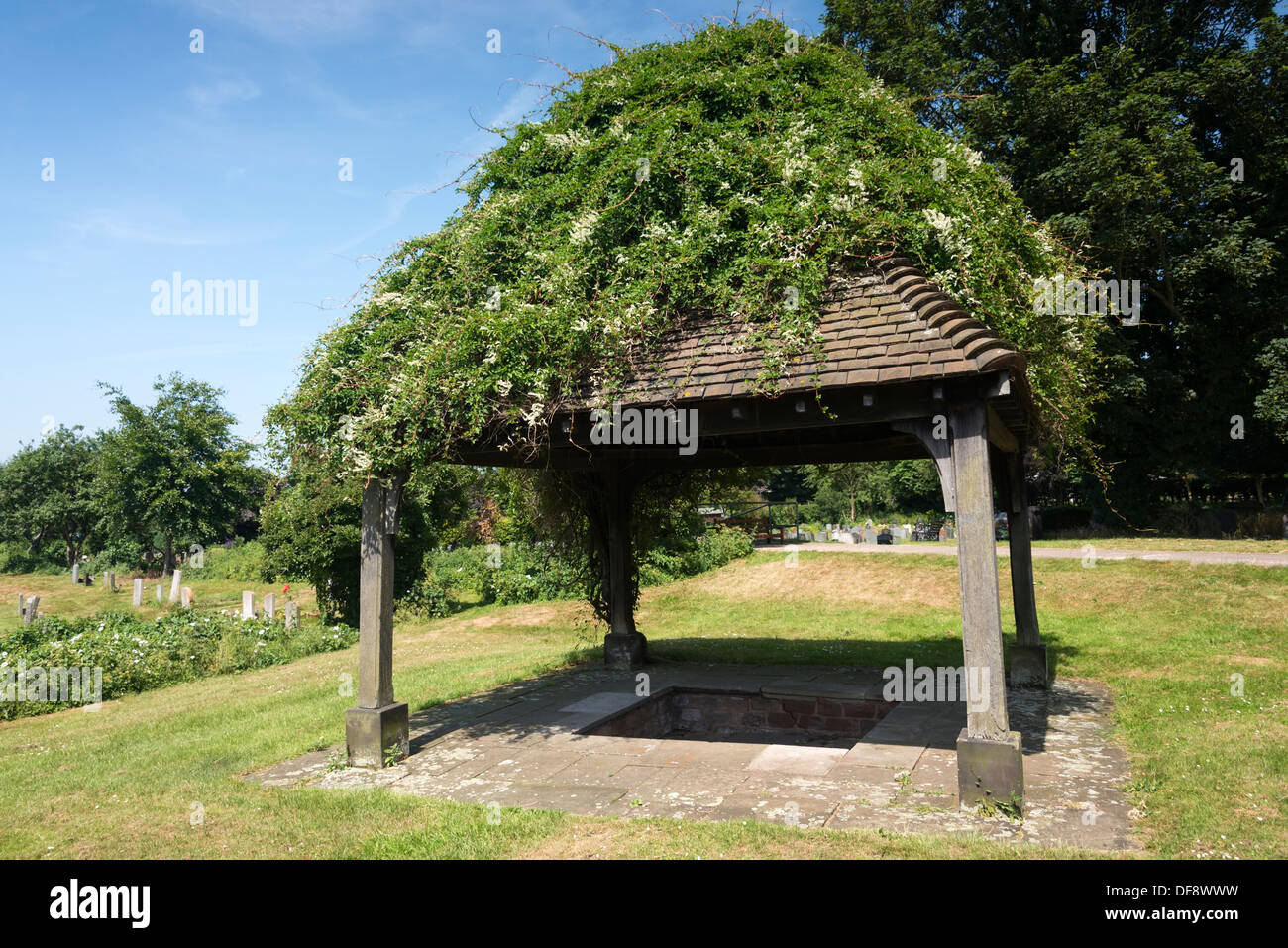 St Chad's Well, Lichfield, Staffordshire, England Stock Photo Alamy