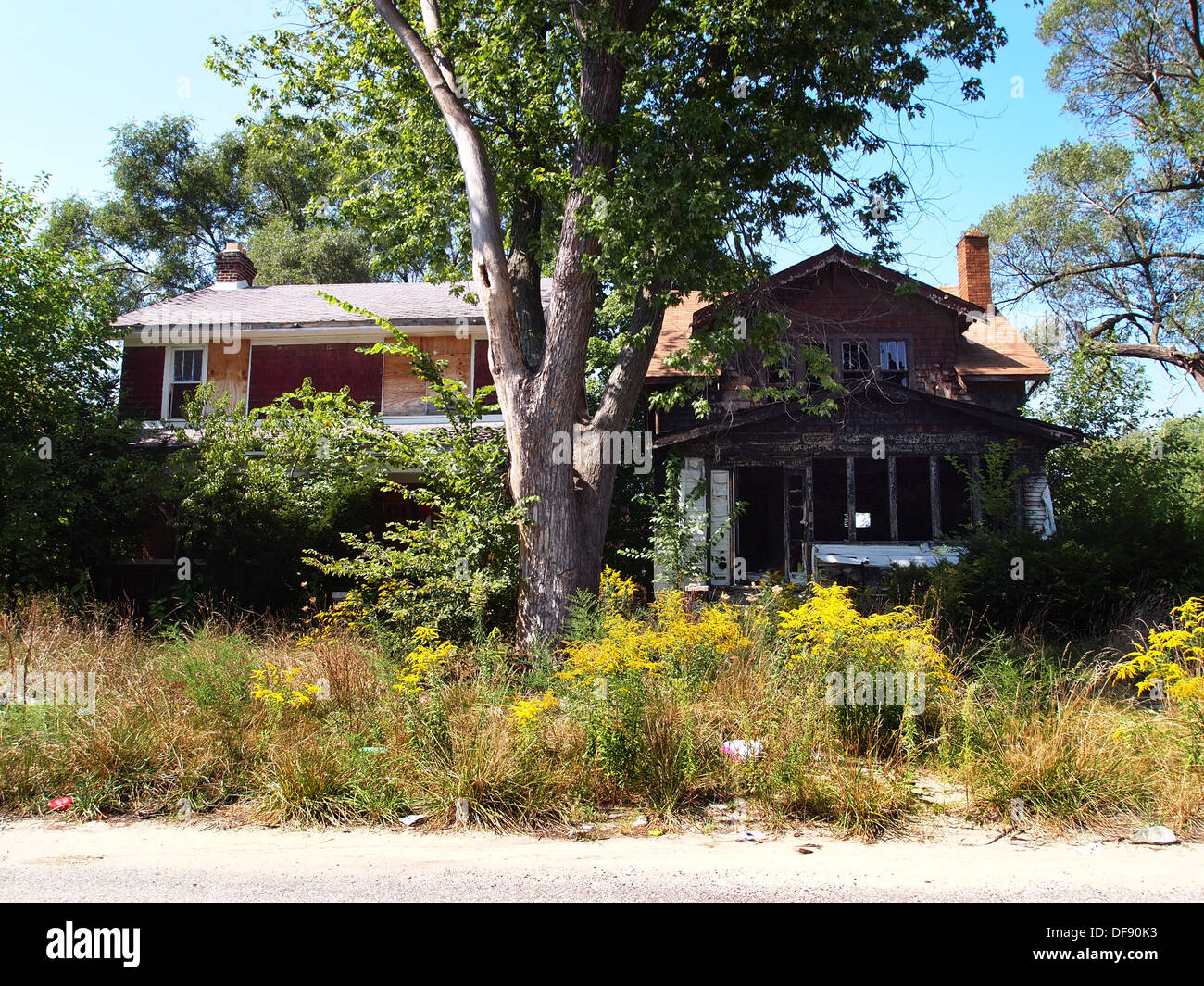 Abandoned, burnt out houses in Detroit, Michigan, USA Stock Photo