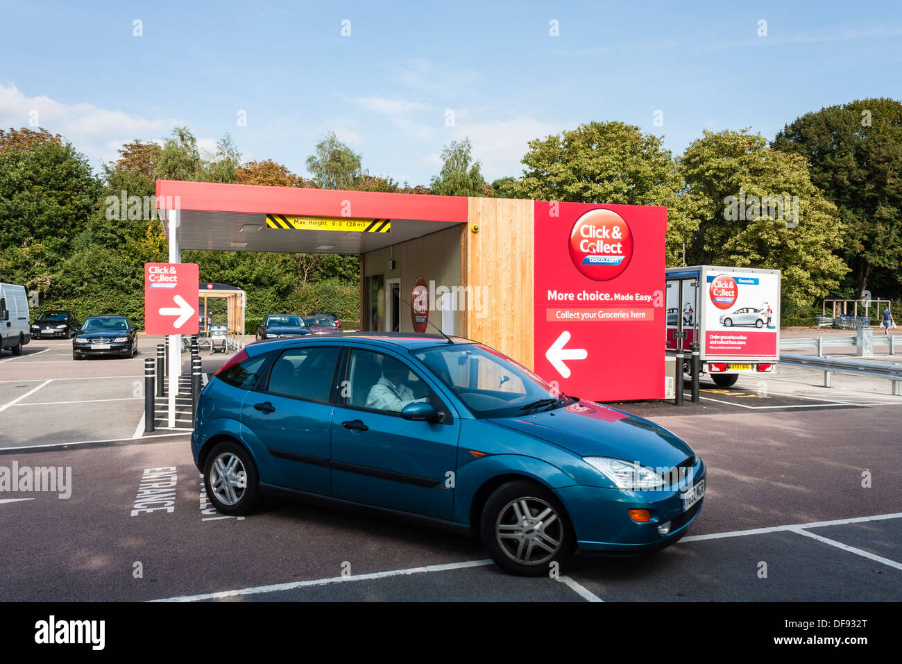 Click And Collect Uk High Resolution Stock Photography And Images Alamy