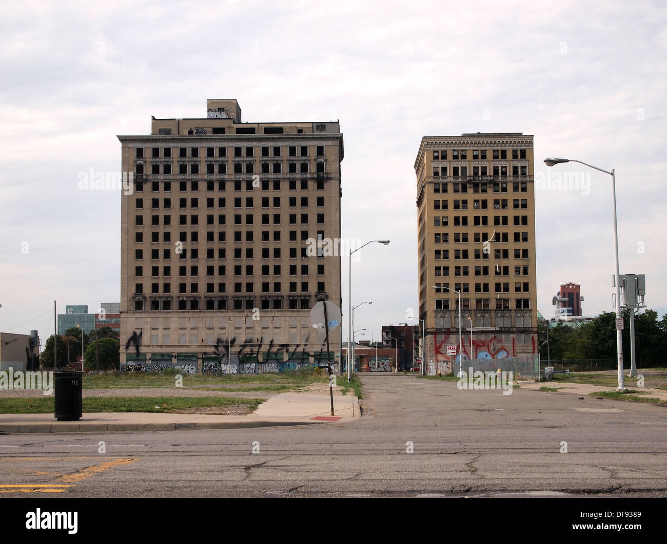 Abandoned and derelict tower blocks, Detroit, Michigan, USA Stock Photo