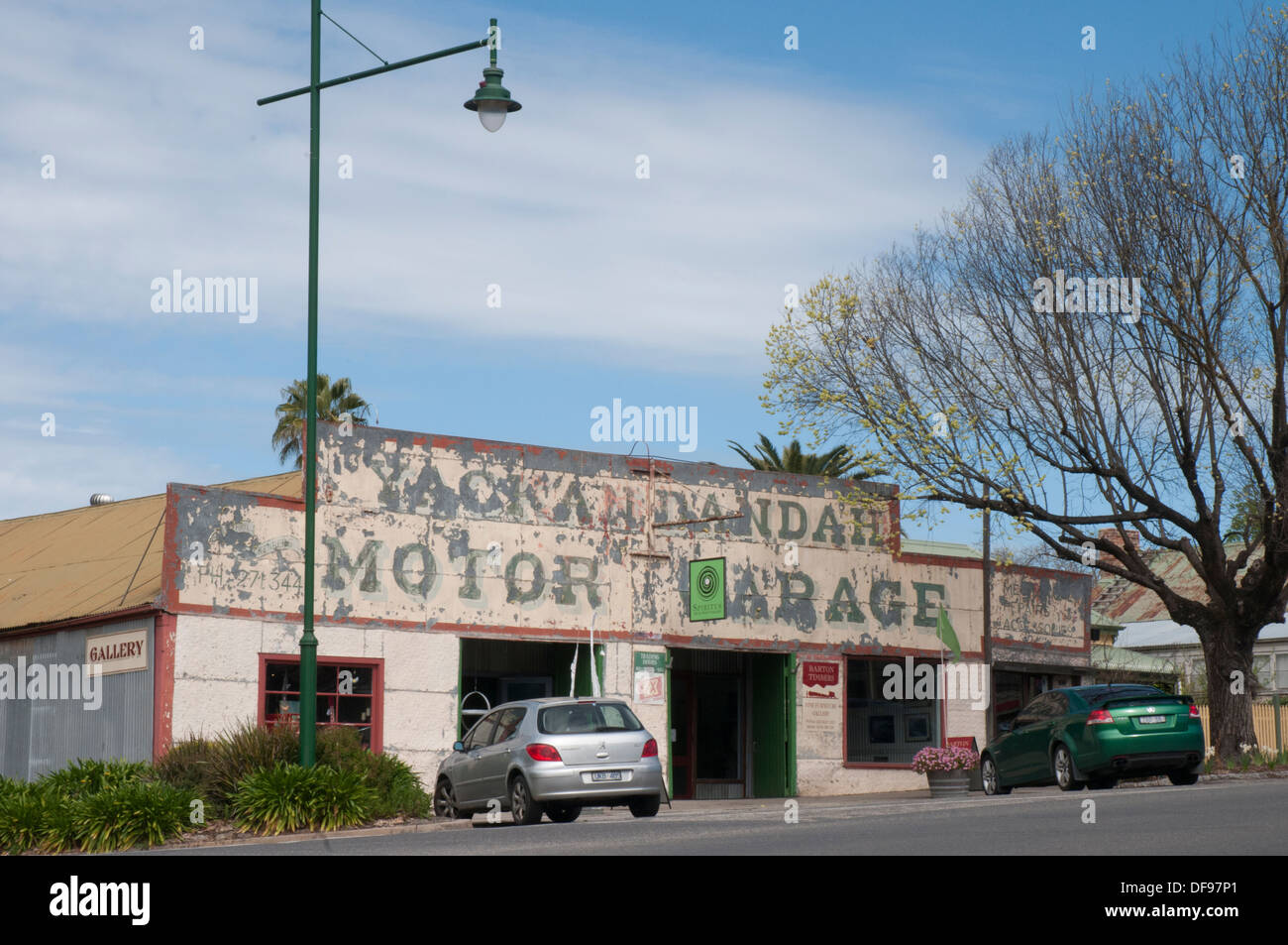 Former motor garage hires stock photography and images Alamy