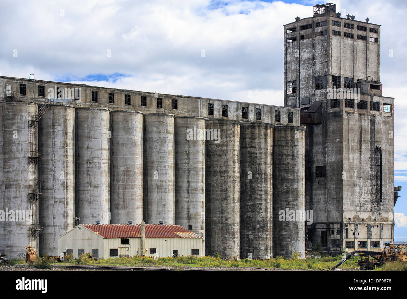 Abandoned grain elevator, Thunder Bay, Ontario, Canada Stock Photo